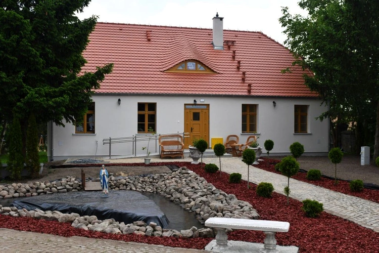 Dom pielgrzyma w Babimoście już poświęcony