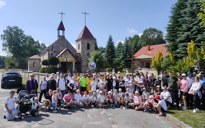 Wierni z Dąbrówki pielgrzymowali do sanktuarium w Paradyżu