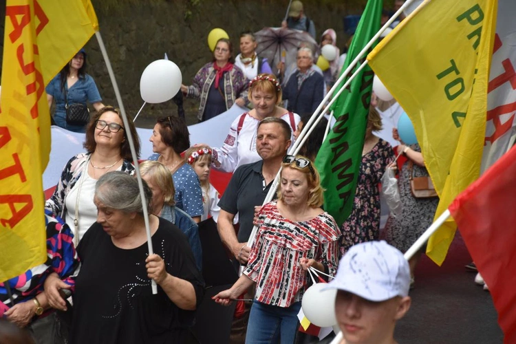 Ulicami Gorzowa Wlkp. przeszedł Marsz dla Życia i Rodziny