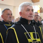 Nowy Dwór Mazowiecki. Poświęcenie witraża i wprowadzenie relikwii błogosławionej rodziny Ulmów