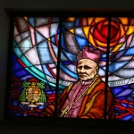 Nowy Dwór Mazowiecki. Poświęcenie witraża i wprowadzenie relikwii błogosławionej rodziny Ulmów