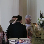 Nowy Dwór Mazowiecki. Poświęcenie witraża i wprowadzenie relikwii błogosławionej rodziny Ulmów