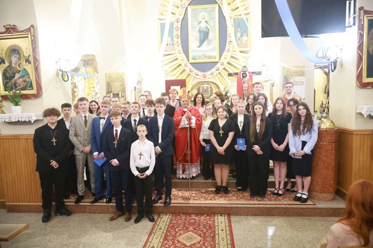 Bierzmowanie w Marcinkowicach