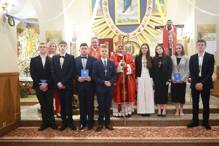 Bierzmowanie w Marcinkowicach