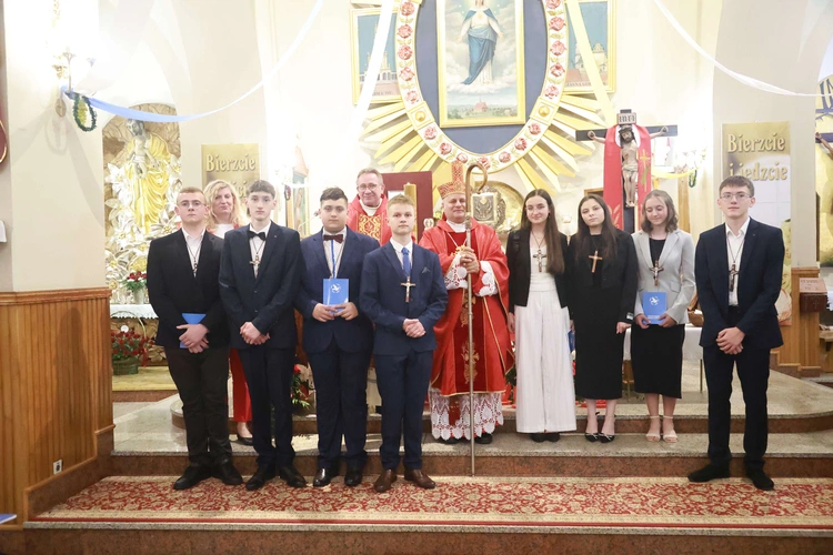 Bierzmowanie w Marcinkowicach