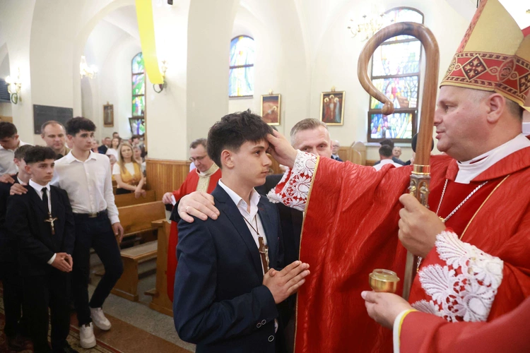 Bierzmowanie w Marcinkowicach