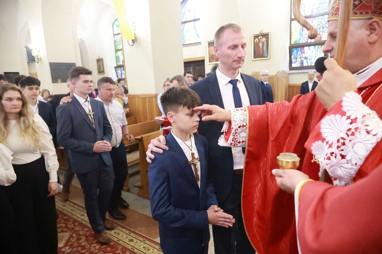 Bierzmowanie w Marcinkowicach