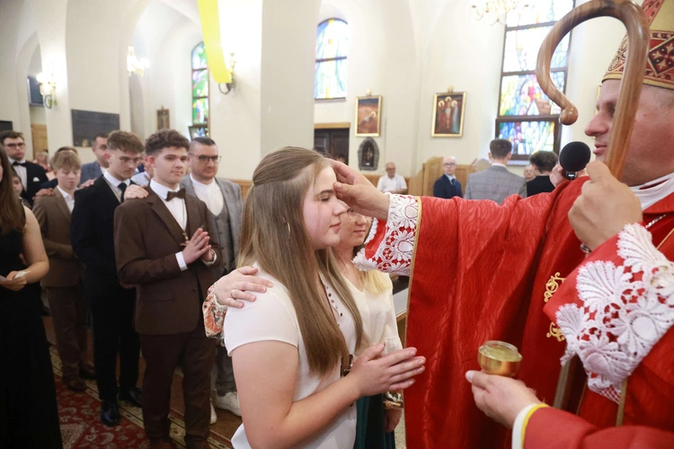 Bierzmowanie w Marcinkowicach