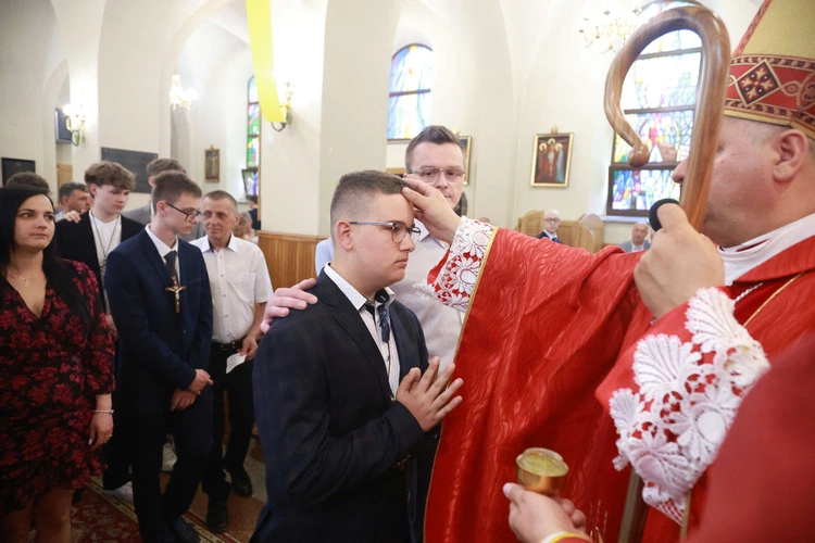 Bierzmowanie w Marcinkowicach