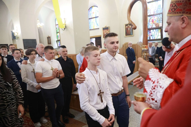 Bierzmowanie w Marcinkowicach