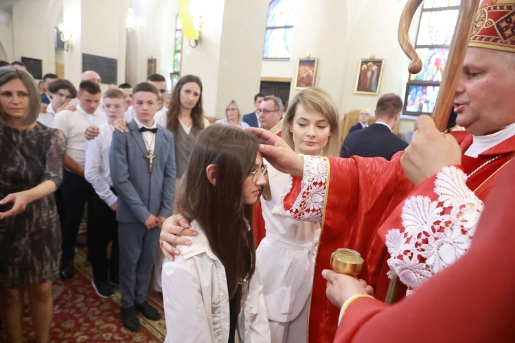Bierzmowanie w Marcinkowicach
