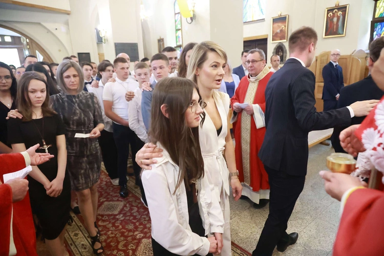 Bierzmowanie w Marcinkowicach