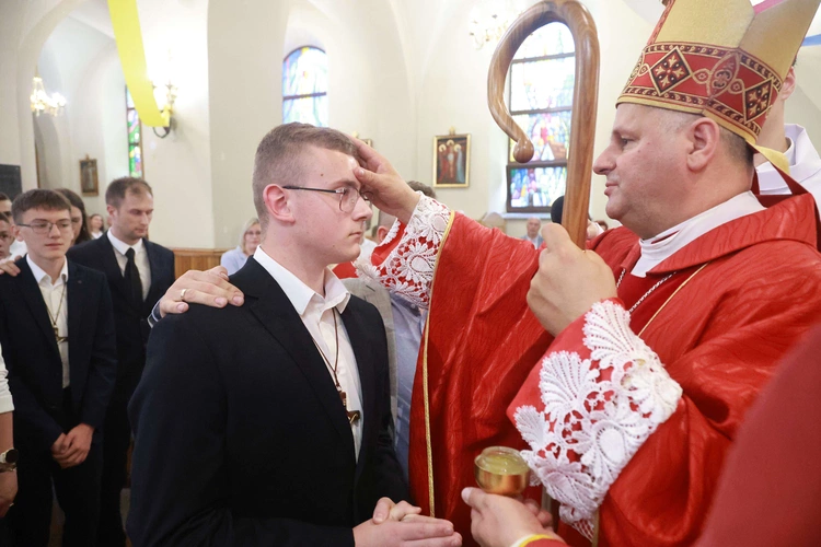 Bierzmowanie w Marcinkowicach