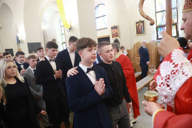 Bierzmowanie w Marcinkowicach