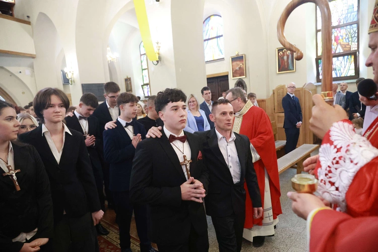 Bierzmowanie w Marcinkowicach