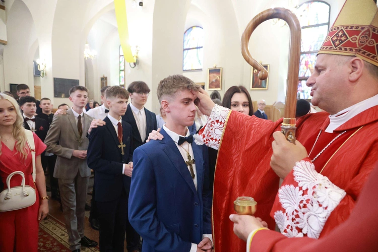 Bierzmowanie w Marcinkowicach