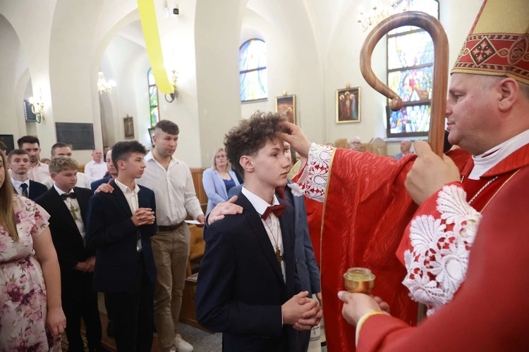 Bierzmowanie w Marcinkowicach