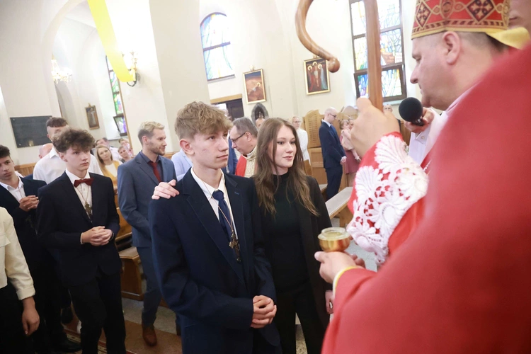 Bierzmowanie w Marcinkowicach