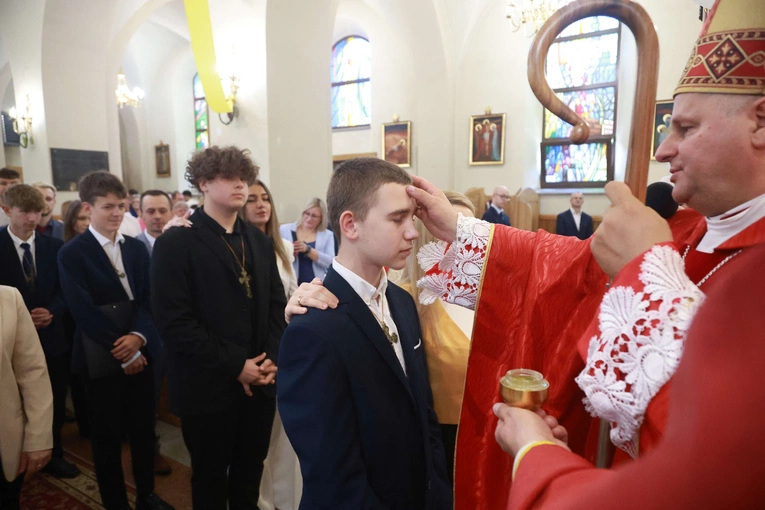 Bierzmowanie w Marcinkowicach