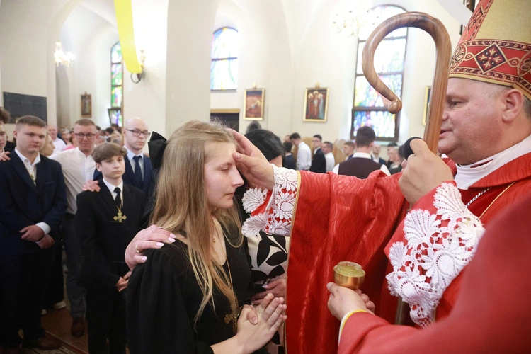 Bierzmowanie w Marcinkowicach