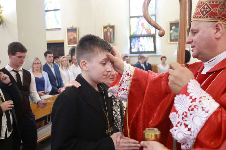 Bierzmowanie w Marcinkowicach