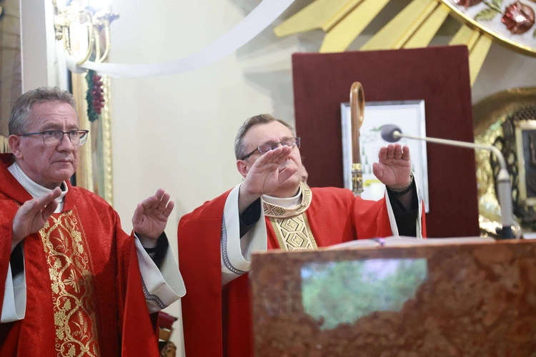 Bierzmowanie w Marcinkowicach