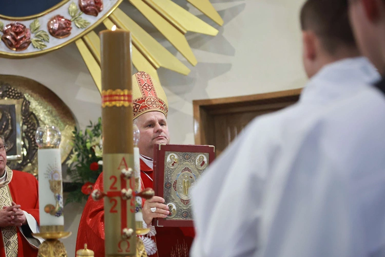 Bierzmowanie w Marcinkowicach