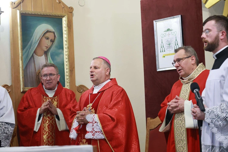 Bierzmowanie w Marcinkowicach