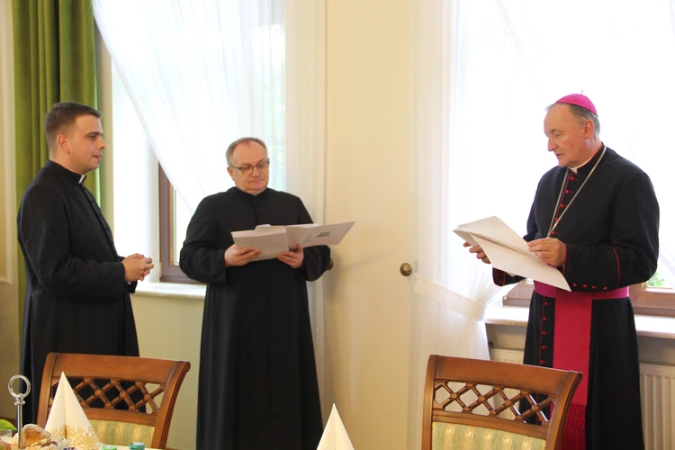 Posłanie księży neoprezbiterów na ich pierwsze parafie