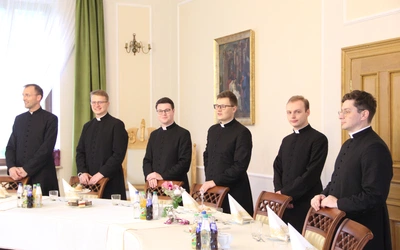 Posłanie księży neoprezbiterów na ich pierwsze parafie