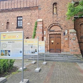 950 lat historii diecezji płockiej na 12 planszach