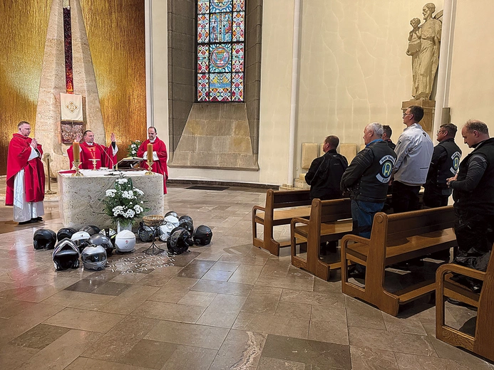 Msza św. sprawowana w katedrze Chrystusa Króla rozpoczęła wydarzenie.