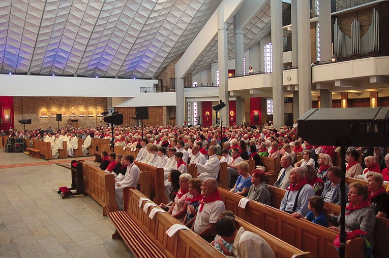 Święto miało umocnić nadzieję w rodzinach diecezji legnickiej.