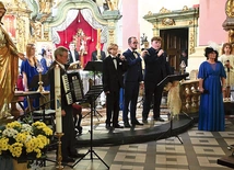 Koncert z okazji Dnia Matki odbył się tutaj po raz dziesiąty.