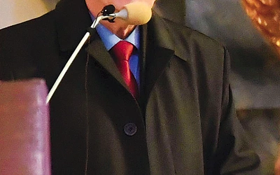 Dr M. Guzewicz, mąż i ojciec trójki dzieci, doktor habilitowany teologii biblijnej i pastoralnej, konsultor Rady ds. Rodziny Konferencji Episkopatu Polski, autor licznych publikacji i rekolekcjonista. Organizatorem Tygodnia Rodziny i Marszu dla Życia jest zespół osób duchownych i świeckich ze wschowskich parafii.