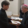 Niektórzy księża wikarzy po raz pierwszy w życiu pokierują parafiami. Administratorem w Lubiszynie został ks. Mariusz Szafryk.