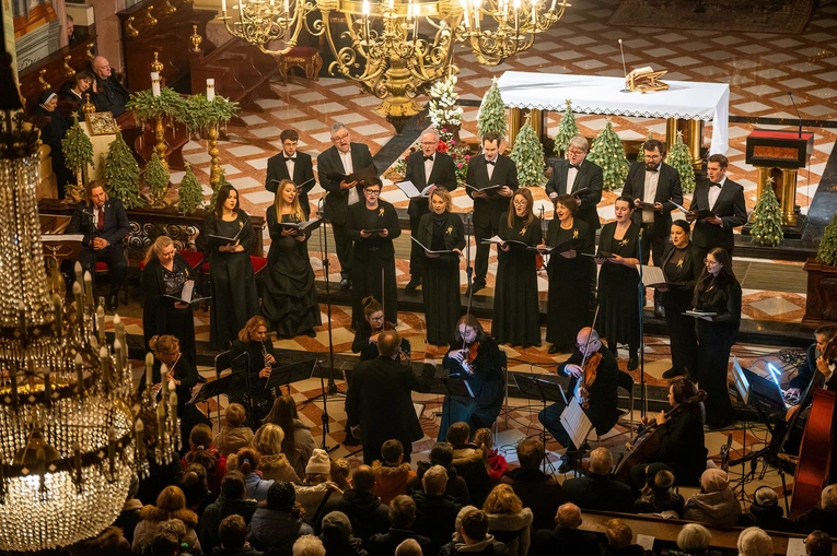 Papieski koncert