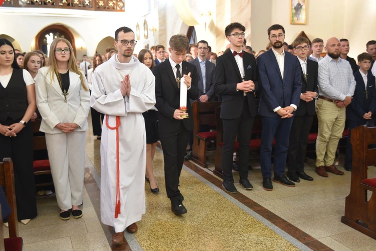 Bierzmowanie w Trzetrzewinie