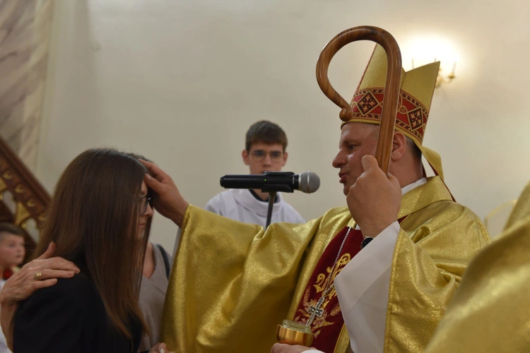 Bierzmowanie w Trzetrzewinie
