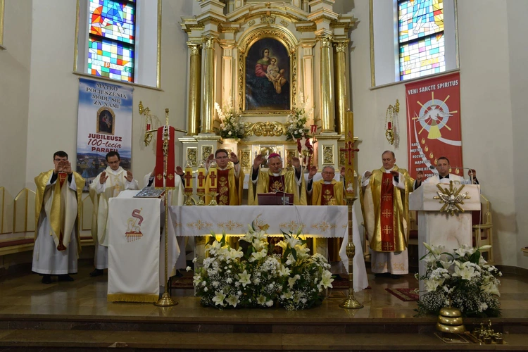 Bierzmowanie w Trzetrzewinie