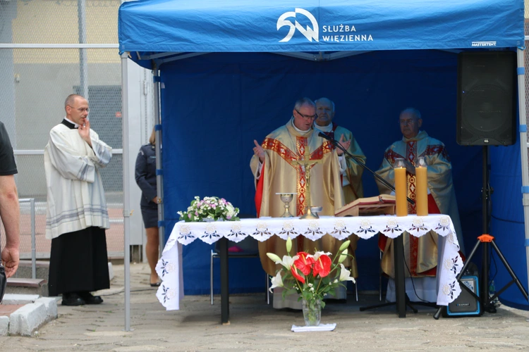 Płock. Msza św. w Zakładzie Karnym