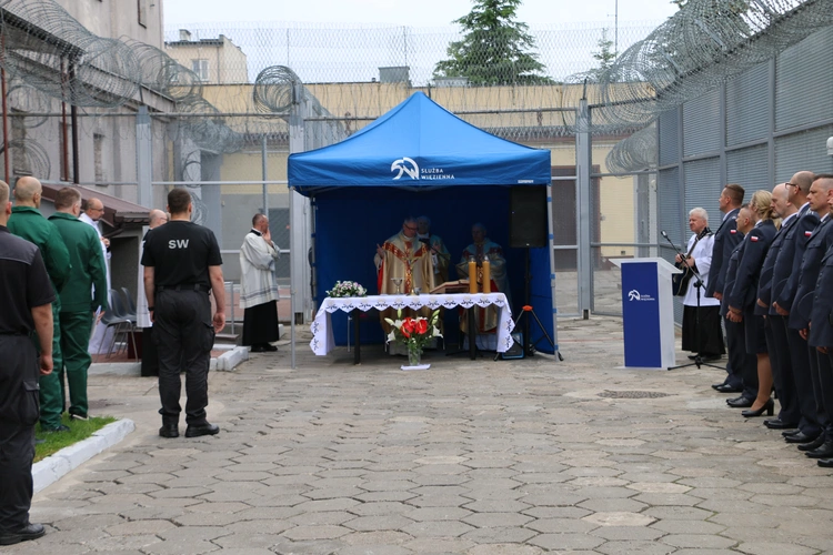 Płock. Msza św. w Zakładzie Karnym