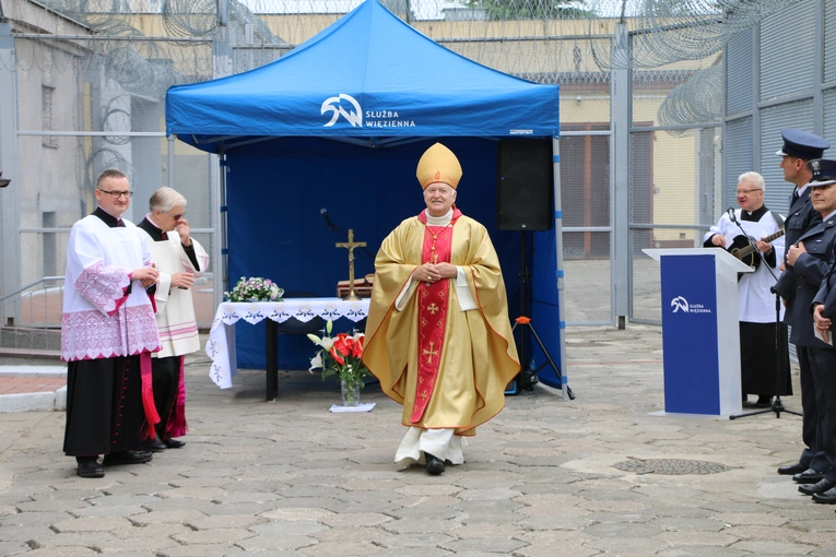 Płock. Msza św. w Zakładzie Karnym