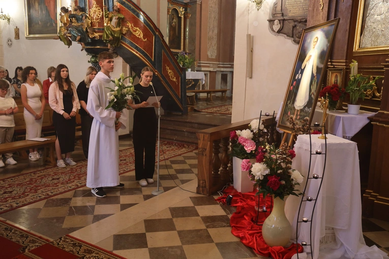 Relikwie bł. Karoliny w Staszowie