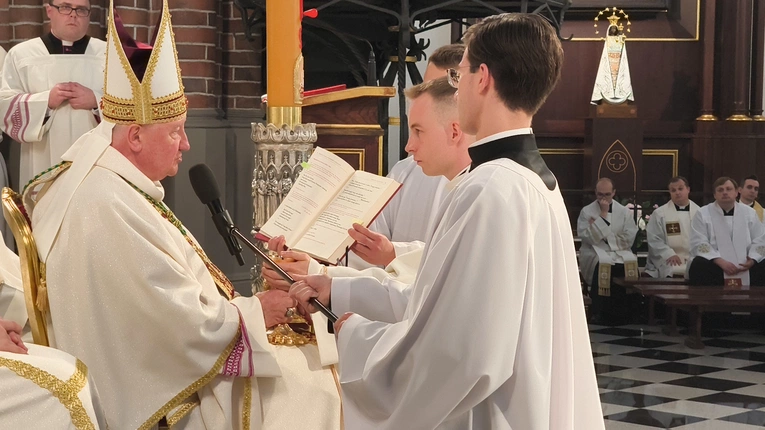 Święcenia kapłańskie na Pradze, cz. II