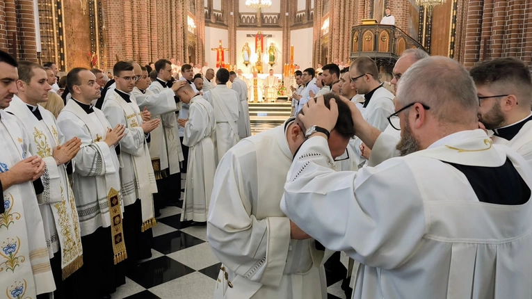 Święcenia kapłańskie na Pradze, cz. II