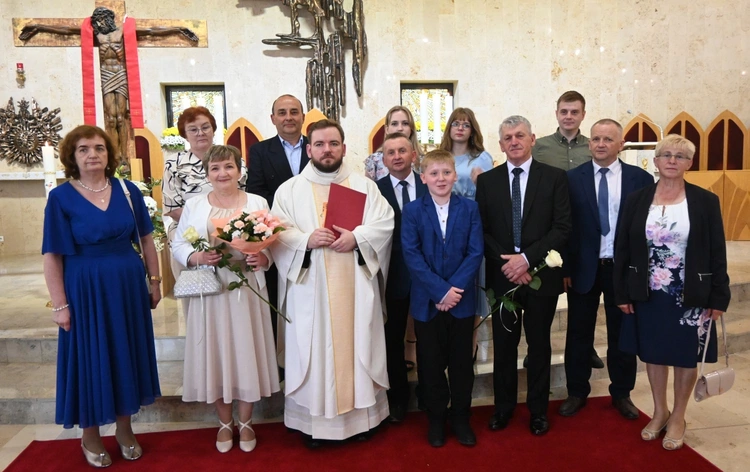 Podziękowania i dekrety nowych prezbiterów