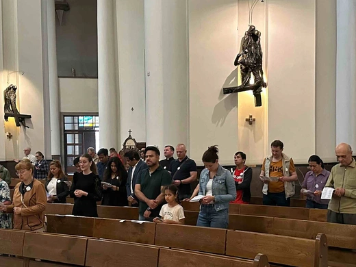Wigilia Zesłania Ducha Świętego w katedrze Chrystusa Króla w Katowicach