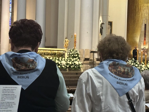 Wigilia Zesłania Ducha Świętego w katedrze Chrystusa Króla w Katowicach
