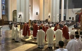 Wigilia Zesłania Ducha Świętego w katedrze Chrystusa Króla w Katowicach